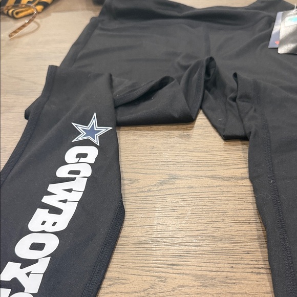 Fanatics Black Cowboys Kids Leggings - Picture 1 of 1